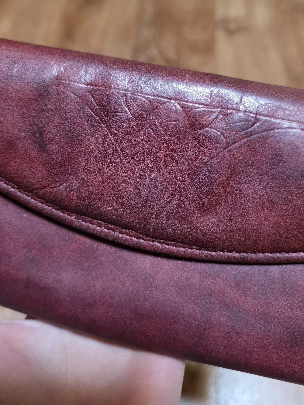 Vintage Rolfs Burgundy Red Cowhide Leather Wallet